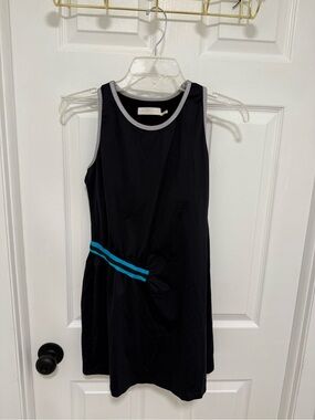 Cute athletic dress with built in sports bra 🎾